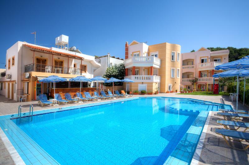 Artemis Apartments Σταλός Εξωτερικό φωτογραφία