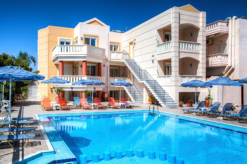 Artemis Apartments Σταλός Εξωτερικό φωτογραφία